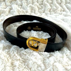 AUTHENTIC Valentino Black and Brown Reversible Leather Belt